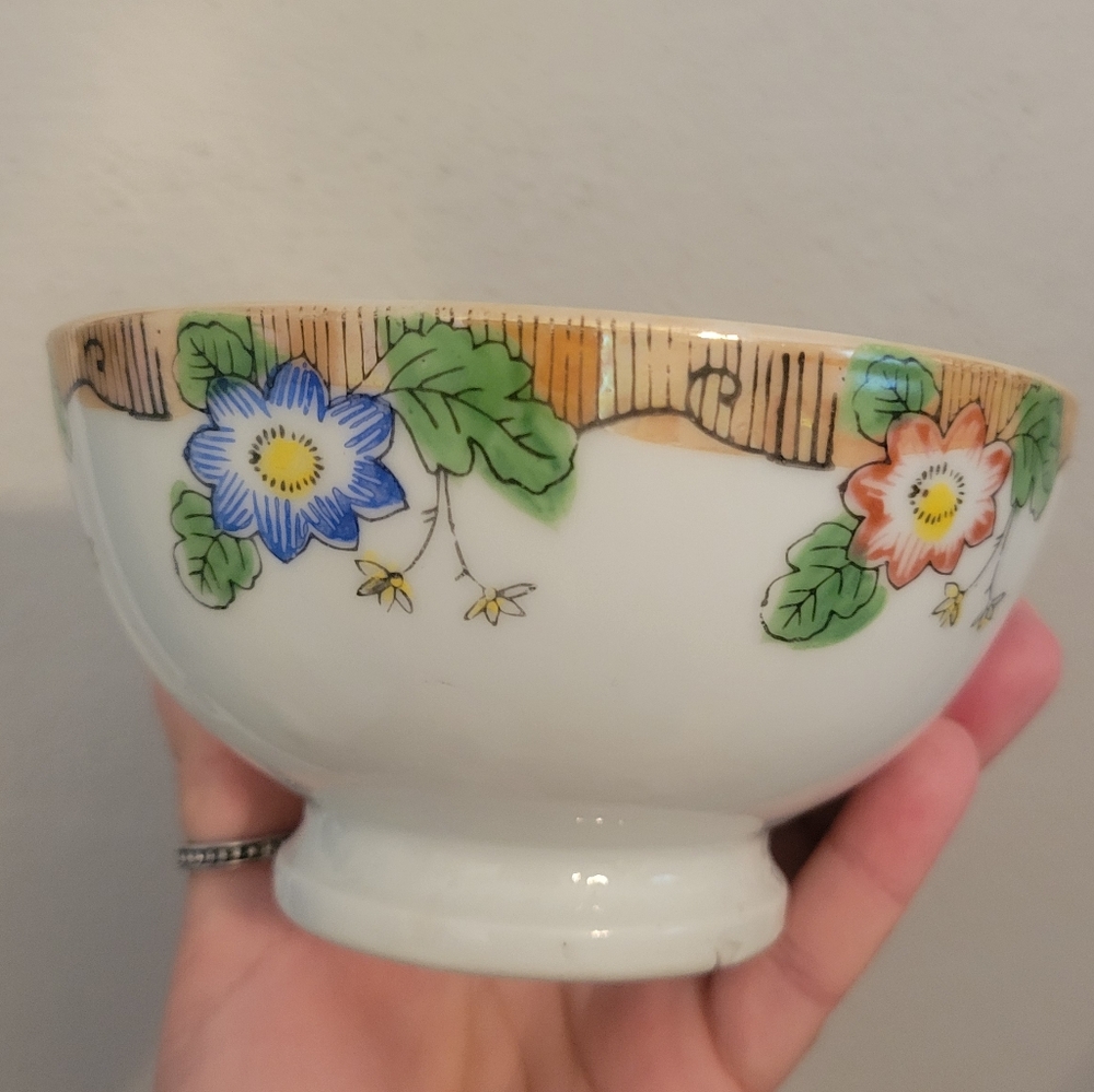 Vtg Ceramic Bowl - Pink & Blue Floral Design - made in Japan